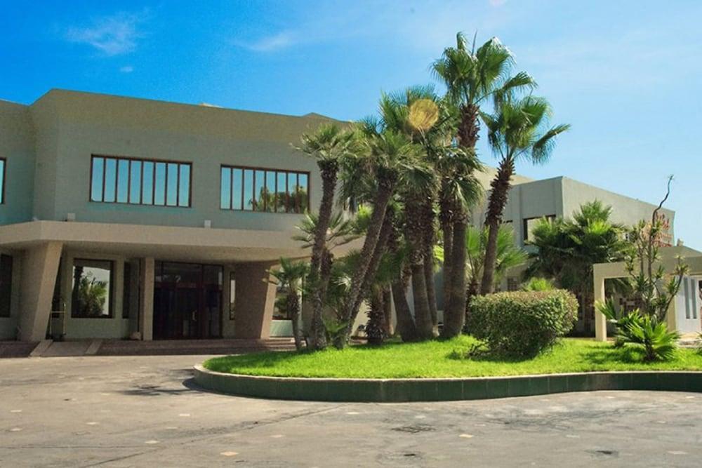 Hotel Eden Phoenix El Kerma Kültér fotó