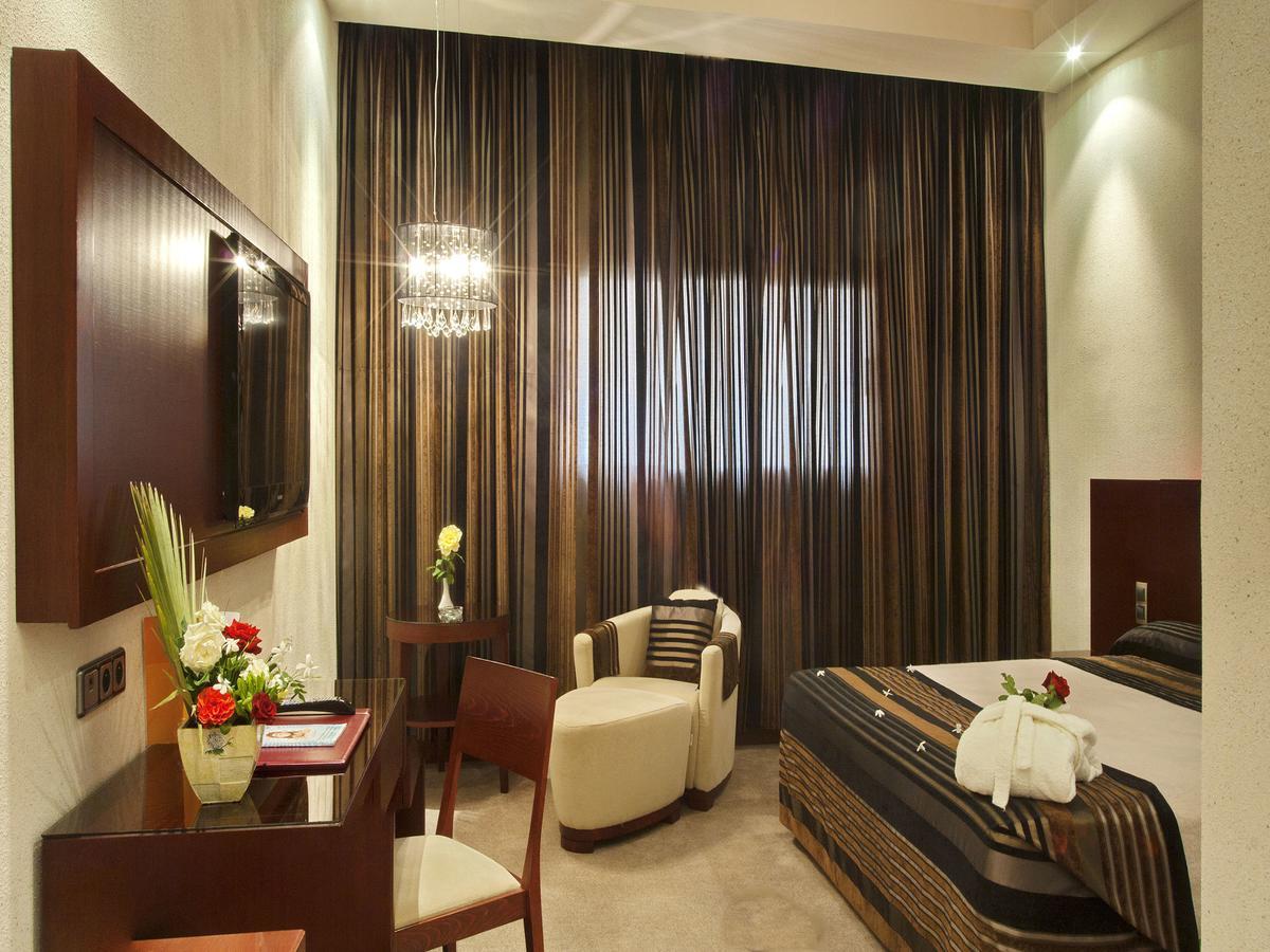Hotel Eden Phoenix El Kerma Kültér fotó